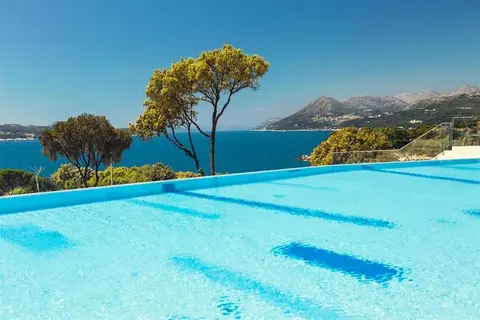 Argosy in Dubrovnik — foto 16
