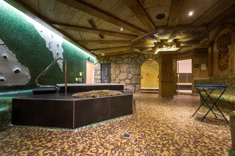 Berghotel Basur in Flirsch — foto 9