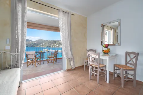 Niovi Seaview Apartments in Agii Apostoli — foto 10