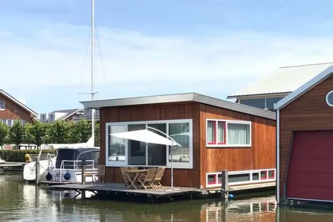Huren Houseboat Uitgeest foto 4
