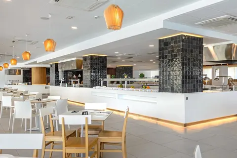 Hotel Vibra Algarb in Ibiza — foto 13