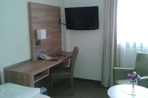 Hotel Jedermann in München — foto 4