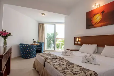 Avlida Hotel in Paphos — foto 28