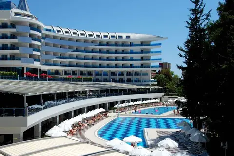 Delphin Botanik Platinum in Okurcalar — foto 28