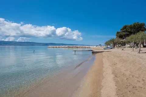 Hotel Nestos in Luka Rab — foto 16