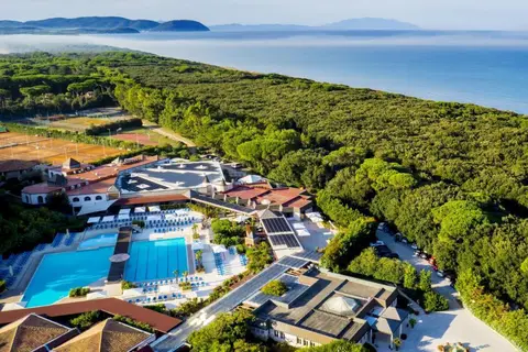 Garden Toscana Resort in San Vincenzo