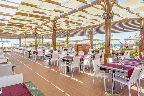 Aladdin Beach Resort in Al Hadaba, foto 13