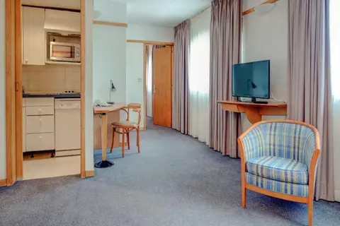 VIP Executive Éden Aparthotel in Lissabon — foto 25