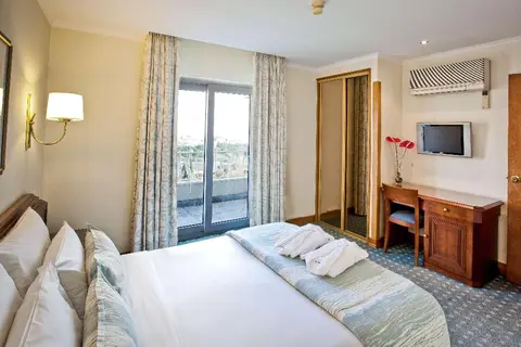 SANA Rex Hotel in Almada — foto 4
