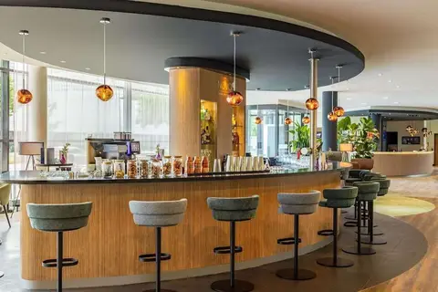 Novotel Hamburg City Alster in Hamburg — foto 8