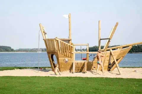 Recreatiepark de Veerstal foto 3