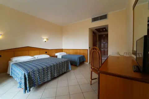 Torre Ruffa Robinson in Ricadi, foto 3