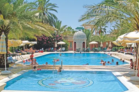Yetkin Club Hotel in Alaşehir — foto 2