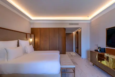 Aulus Chania Resort, Curio Collection by Hilton in Σταυρός