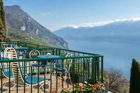 Villa Sostaga Boutique Hotel in Gargnano — foto 9