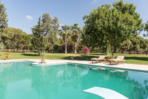 Hacienda Las Tres Niñas in La Puebla del Río — foto 6