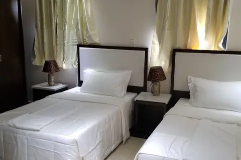 Metzy Residence Hotel in Serrekunda — foto 9