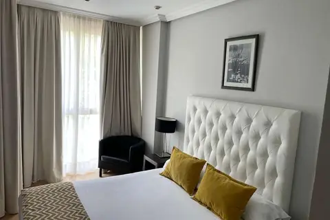 Hotel Suites Feria in Madrid — foto 12