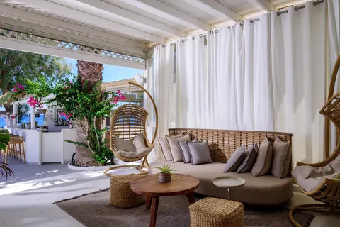 Alesahne Beach Hotel in Thira Municipal Unit — foto 22