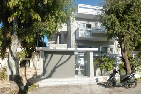 Alkyonides Hotel in Κρεμαστή