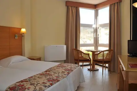 Baía Madeira Hotel - Ocean Beachfront in Machico — foto 11