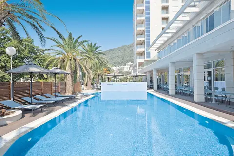 Hotel Ami Budva Petrovac in Petrovac na Moru — foto 16
