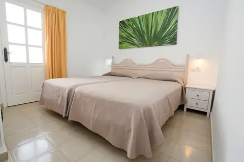 Sahara Beach in San Bartolomé de Tirajana — foto 10