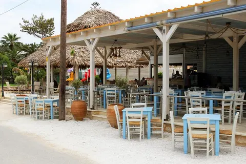 Ellotis Beach in Kalyves — foto 9