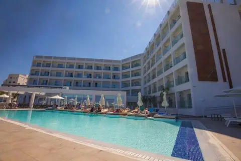 Evalena Beach Hotel in Παραλίμνι — foto 2
