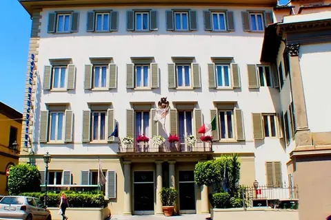 Executive in Florence