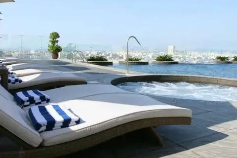 The Tower Plaza Hotel Dubai in Dubai — foto 2