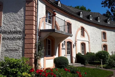 Prisma Burg Bollendorf foto 1