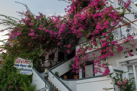 Fevro in Αγία Γαλήνη — foto 14