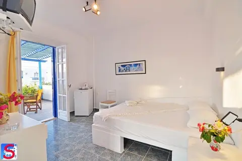 Soultana Rooms & Apartments in Πολλώνια — foto 3
