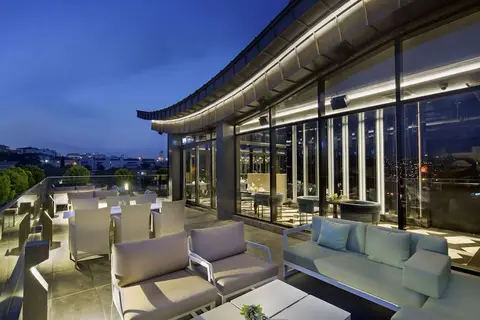 Doubletree by Hilton Hotel Istanbul Piyalepas in İstanbul — foto 17