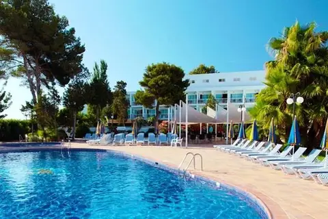 Sirenis Hotel Club Siesta in Santa Eulària des Riu