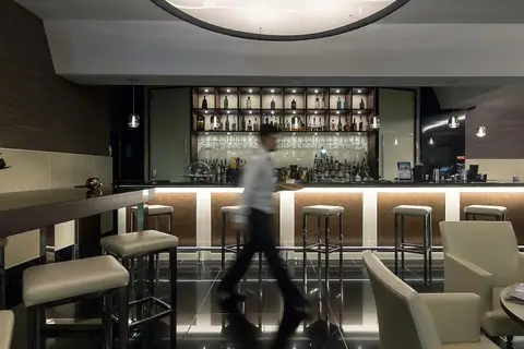 SANA Metropolitan Hotel in Almada — foto 4