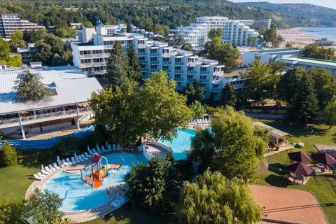 Hotel Sandy Beach in Оброчище