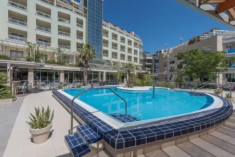Hotel Park Makarska in Makarska — foto 20
