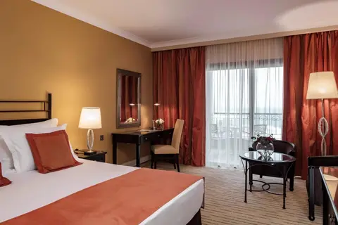 Corinthia Hotel St George's Bay, Malta in San Ġiljan — foto 12