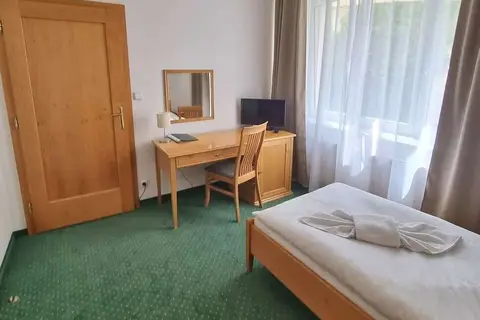 Claris in Praag, foto 4