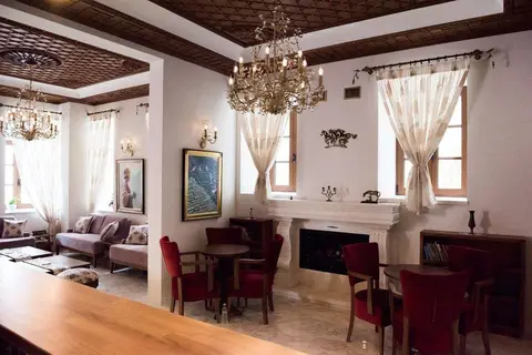 Hotel Argjiro in Gjirokastra — foto 17