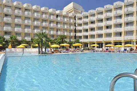 Hotel GHT Oasis Tossa in Tossa de Mar