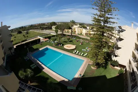 Parque Mourabel, Oásis Village & Pé do Lago in Quarteira — foto 6