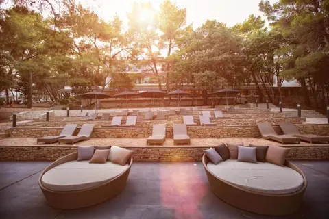 Aminess Younique Senses Resort in Vrboska — foto 4