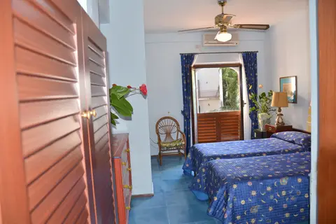 Hotel Arathena Rocks in Giardini-Naxos — foto 4