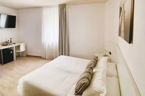 Albergo Alle Porte in Riva del Garda, foto 5