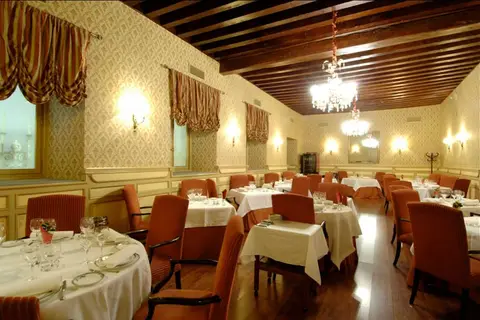 Palacio de los Velada in Ávila, foto 15