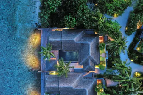 Naladhu Private Island Maldives in Veliganduhuraa