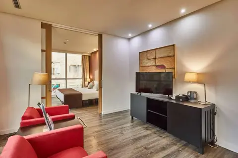 Hotel Silken Puerta Valencia in Valencia — foto 16